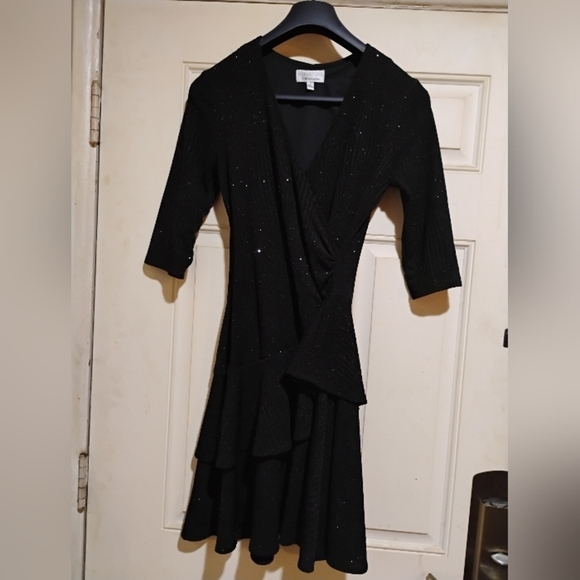 Signature By Robbie Lee Size Small Elegant Metallic Glitter Black Wrap Dress - Picture 2 of 11